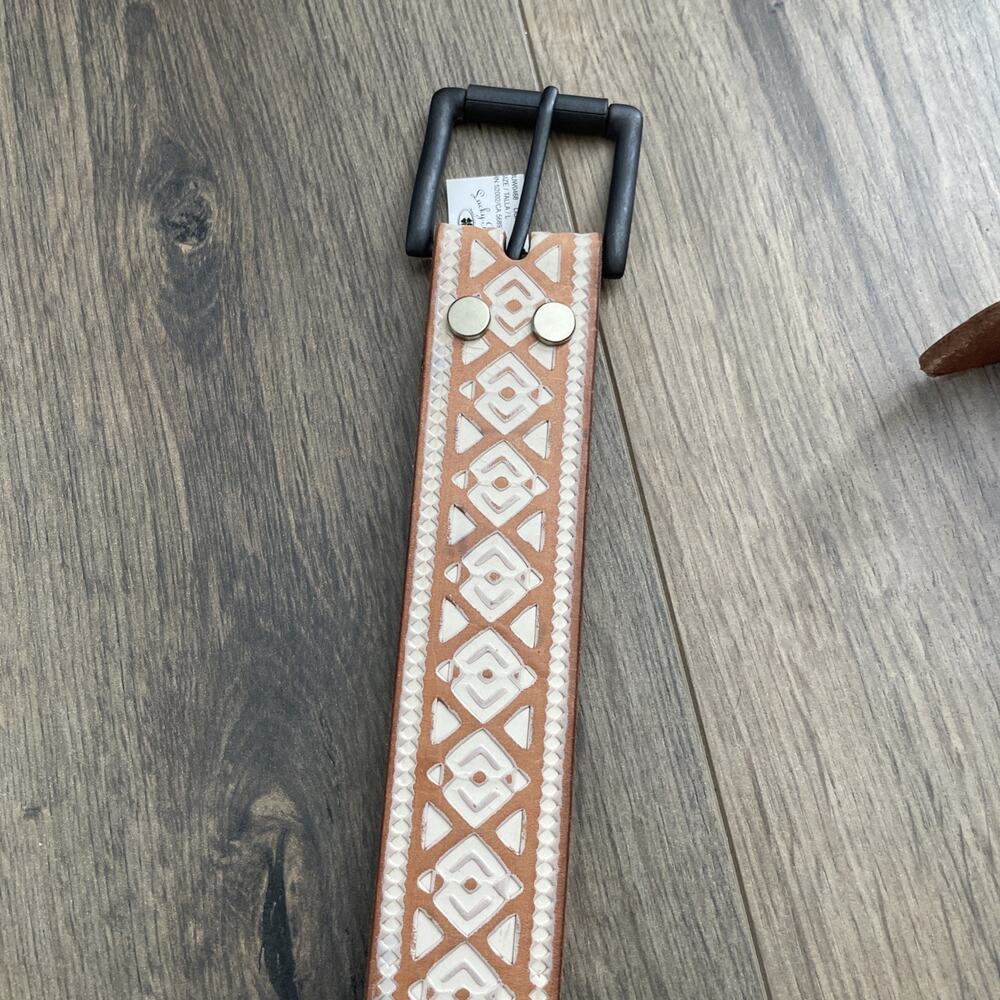 Lucky Brand Leather Embossed Belt Womens Size Large Boho Western Light Brown